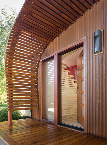 Lagrange-exterior entry