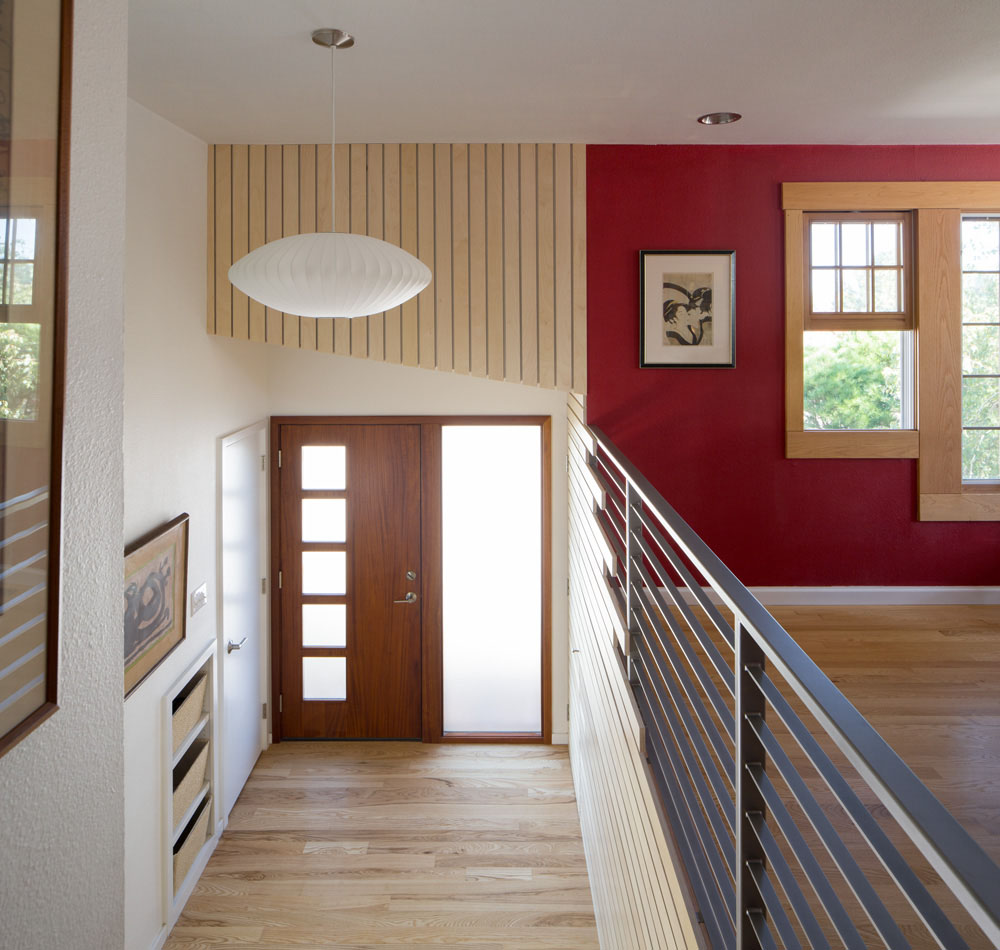Lagrange-foyer from stair